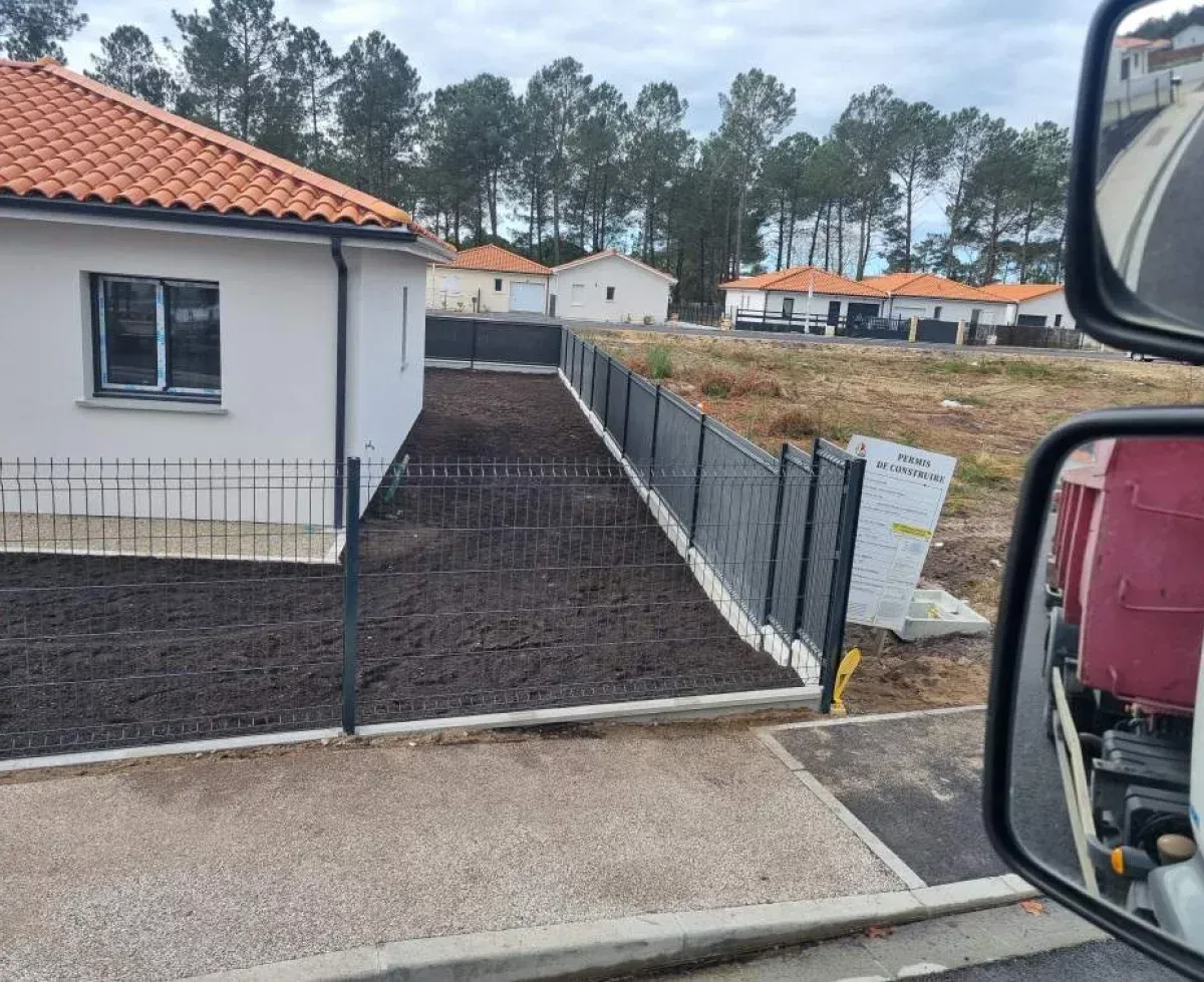 Clôtures en panneaux rigides avec occultationwebp