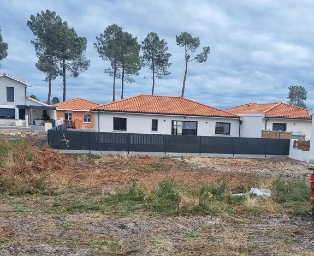 Clôtures en panneaux rigides avec occultationwebp